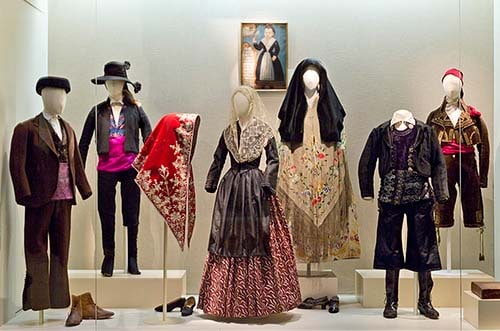 museo del traje madrid - museos madrid