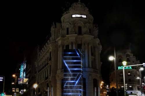 festival de luz madrid - luzmad - edificio metrópolis