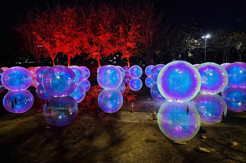 bolas iluminadas madrid rio - bolas luz madrid rio - esferas luz madrid rio