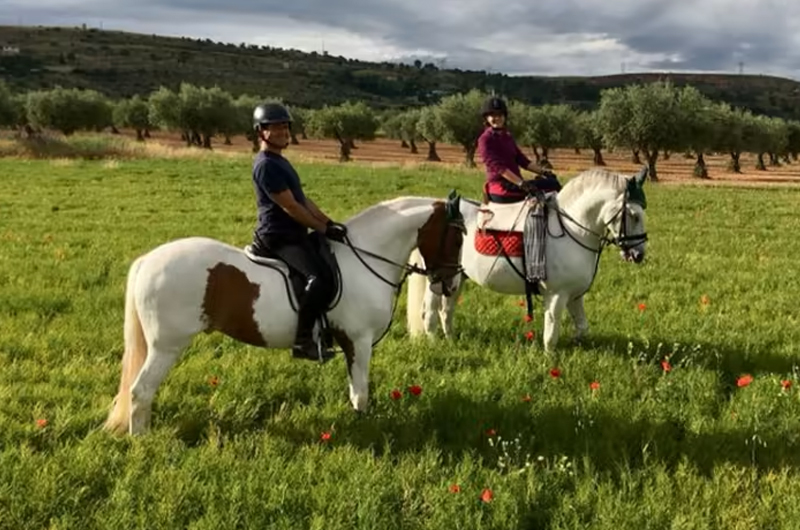 Ruta a caballo de fin de semana en madrid - planes románticos en madrid