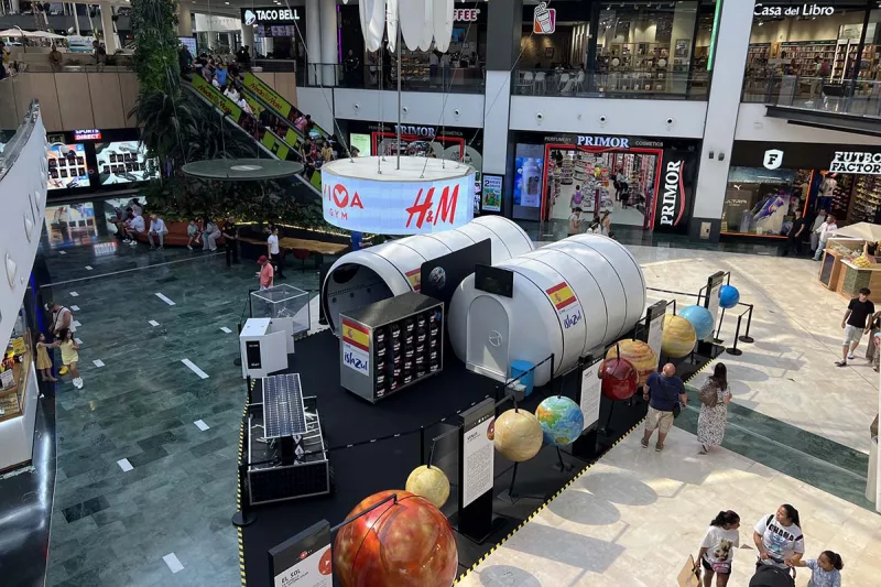 centro comercial islazul kids on the moon 