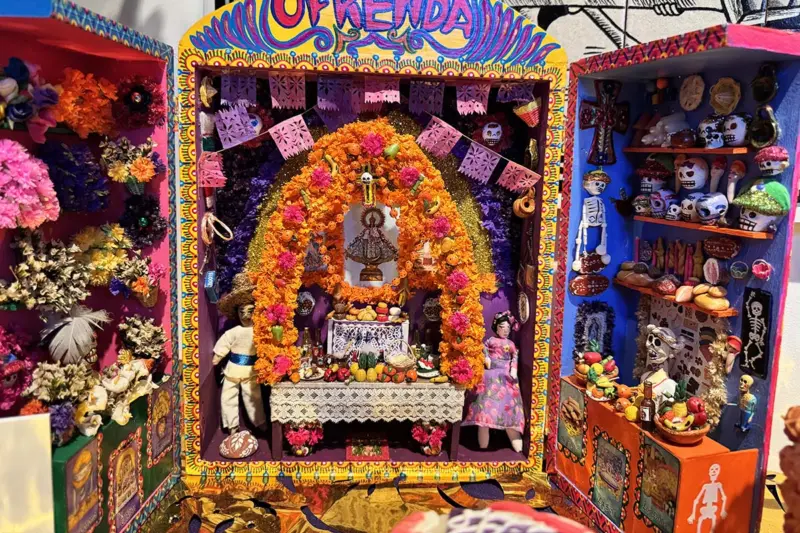 Altar de Muertos Casa de México