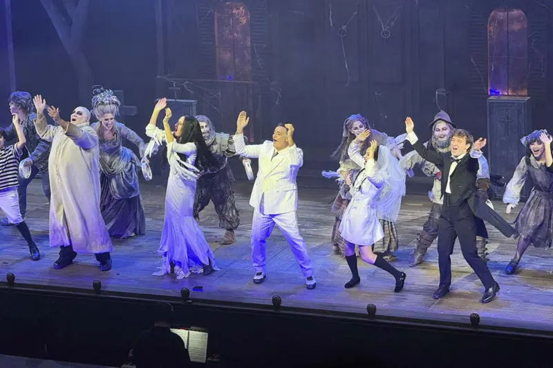 qué es la familia addams el musical