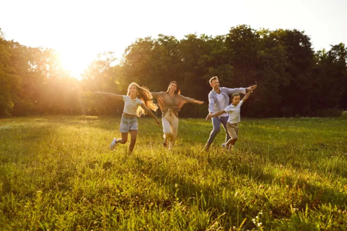 Cómo mantener a tus hijos seguros en eventos familiares al aire libre