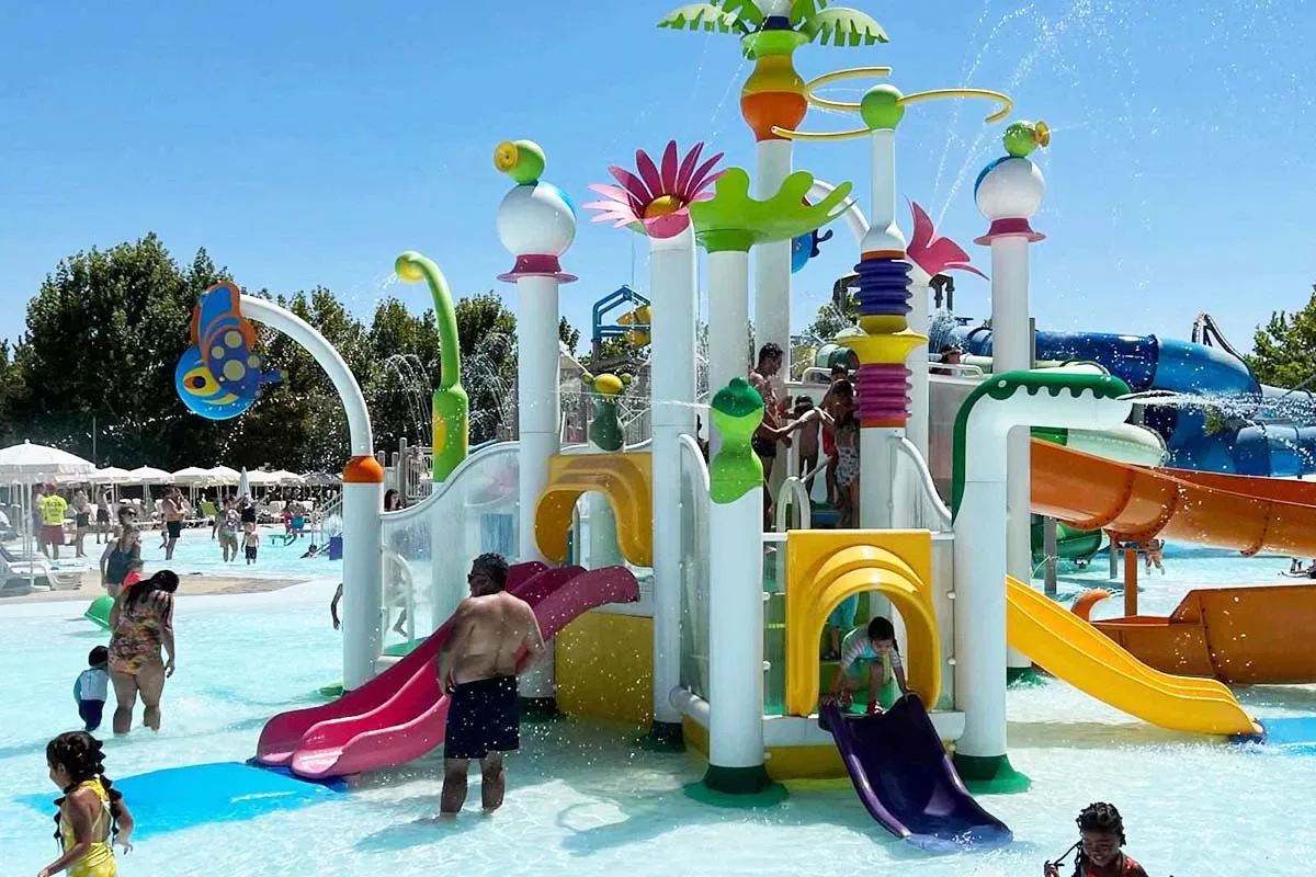 warner beach - parque acuático warner beach - parque acuático madrid